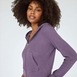 NWOT Aritzia Waffle Zip-Up Hoodie — Size M (Sold Out Color!)